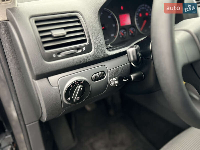 Универсал Volkswagen Golf 2008 в Полтаве