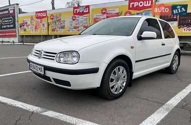 Хэтчбек Volkswagen Golf 1998 в Виннице