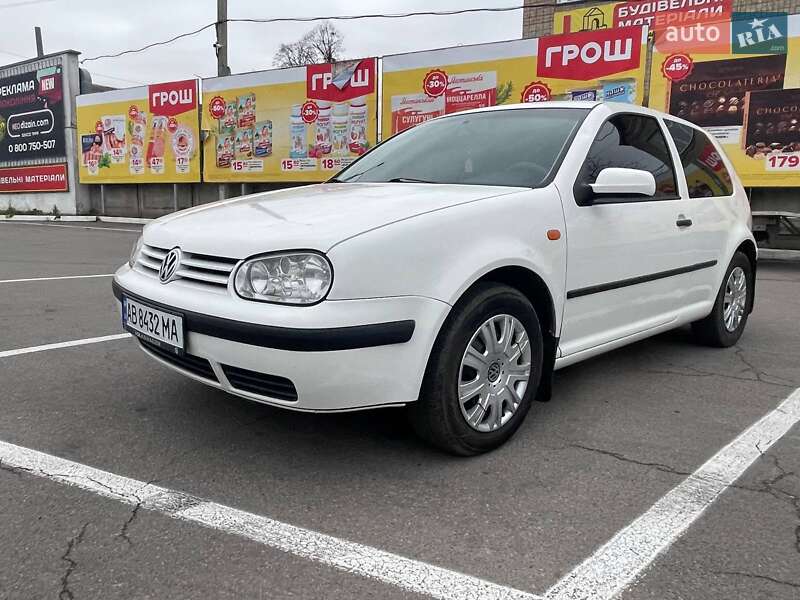 Volkswagen Golf 1998