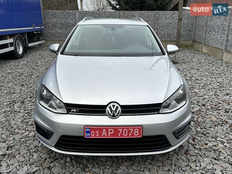 Универсал Volkswagen Golf 2015 в Ровно