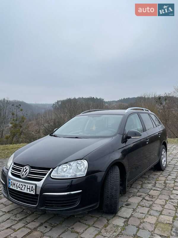 Универсал Volkswagen Golf 2008 в Житомире