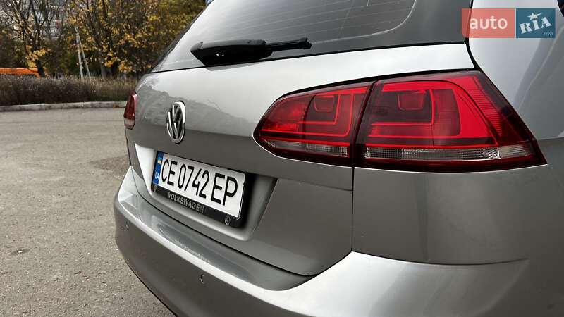 Універсал Volkswagen Golf 2016 в Кам'янець-Подільському