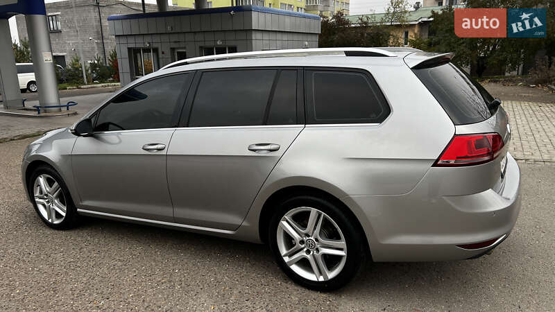 Універсал Volkswagen Golf 2016 в Кам'янець-Подільському