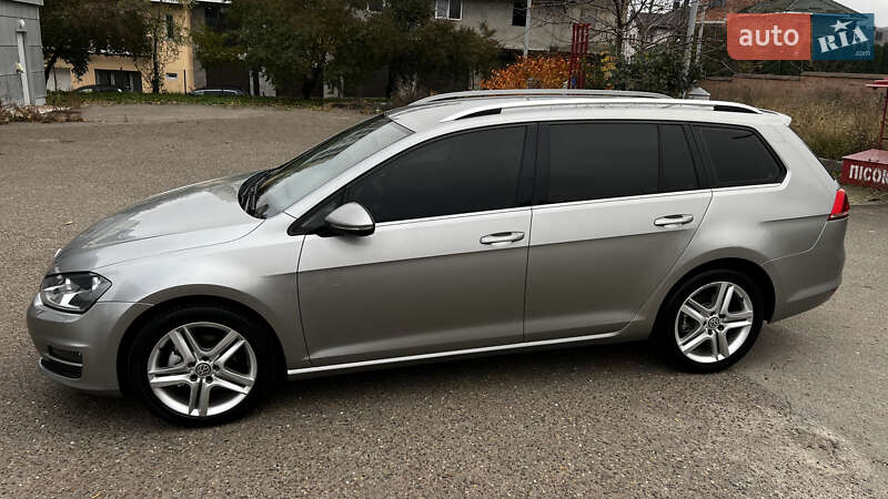 Універсал Volkswagen Golf 2016 в Кам'янець-Подільському