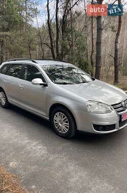 Универсал Volkswagen Golf 2008 в Бородянке
