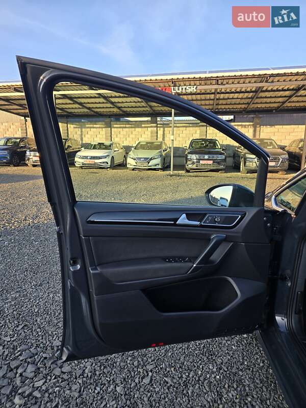 Хэтчбек Volkswagen Golf 2020 в Луцке фото 9 Хэтчбек Volkswagen Golf 2020 в Луцке