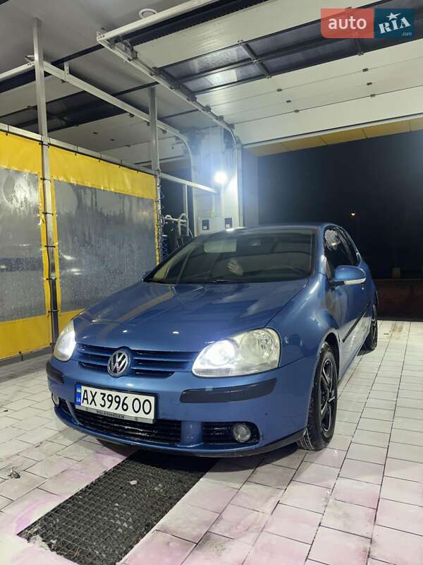 Хетчбек Volkswagen Golf 2004 в Лебедині фото 2 Хетчбек Volkswagen Golf 2004 в Лебедині