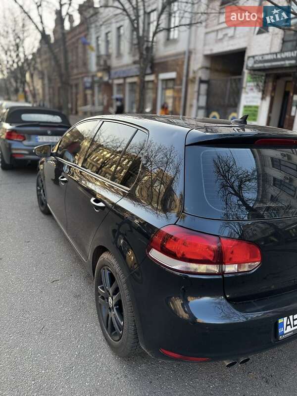 Хэтчбек Volkswagen Golf 2009 в Кривом Роге