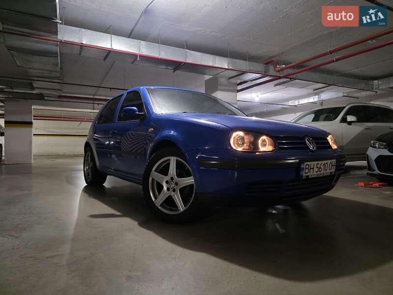 Хэтчбек Volkswagen Golf 1998 в Одессе