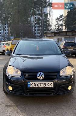 Хэтчбек Volkswagen Golf 2007 в Киеве