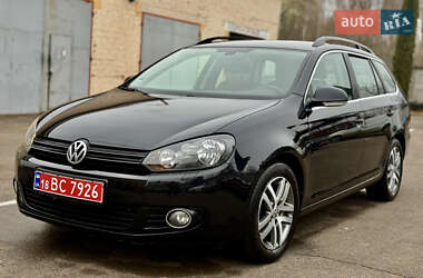 Универсал Volkswagen Golf 2010 в Ровно