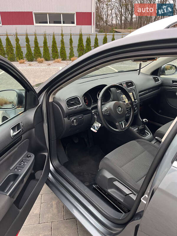 Универсал Volkswagen Golf 2011 в Луцке фото 14 Универсал Volkswagen Golf 2011 в Луцке