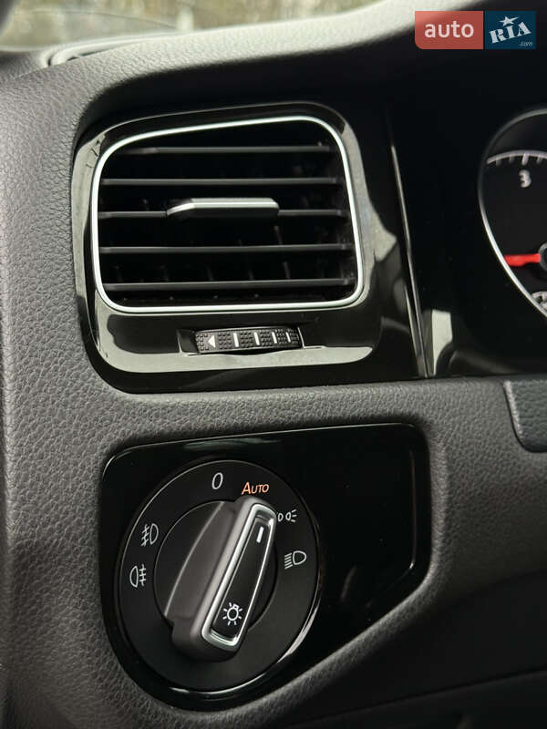 Универсал Volkswagen Golf 2015 в Стрые фото 24 Универсал Volkswagen Golf 2015 в Стрые
