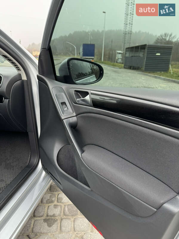 Хэтчбек Volkswagen Golf 2009 в Львове фото 20 Хэтчбек Volkswagen Golf 2009 в Львове