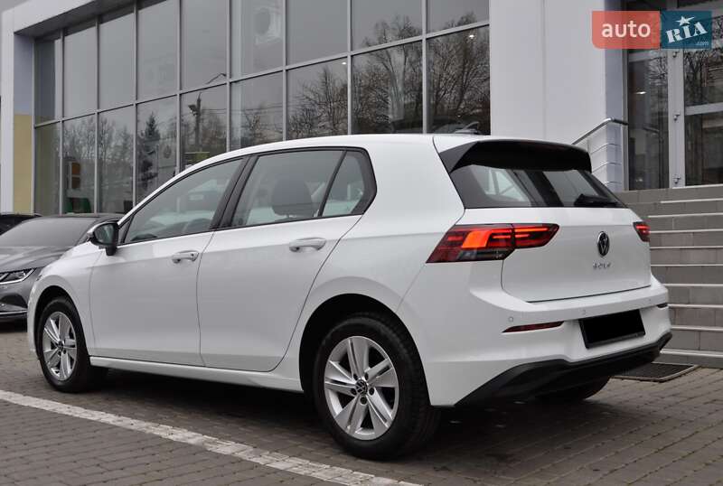 Хетчбек Volkswagen Golf 2022 в Одесі