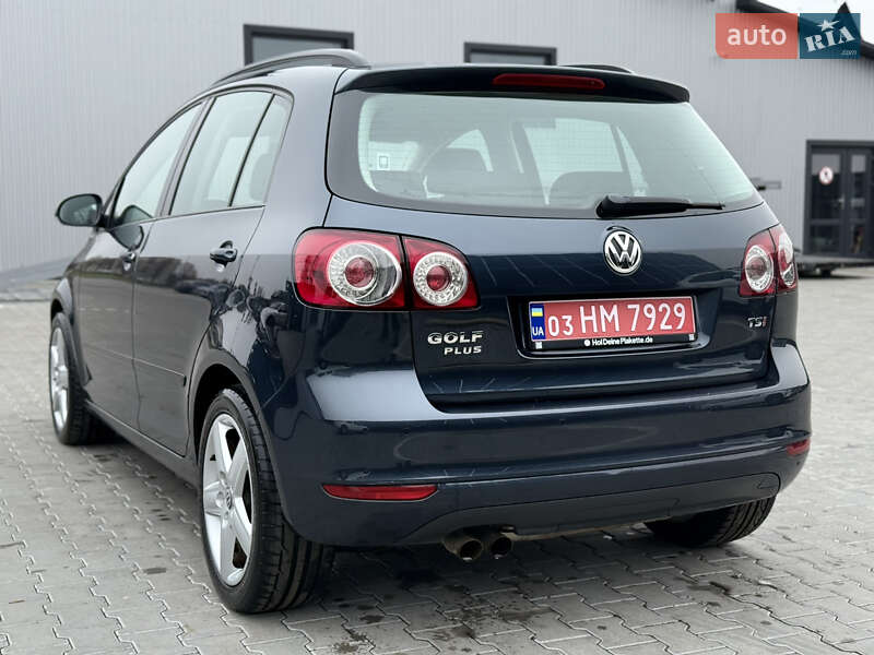 Хэтчбек Volkswagen Golf 2009 в Владимире