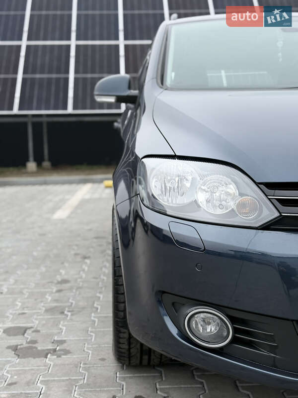 Хэтчбек Volkswagen Golf 2009 в Владимире