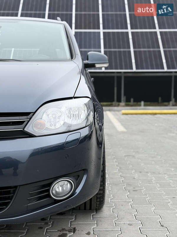 Хэтчбек Volkswagen Golf 2009 в Владимире