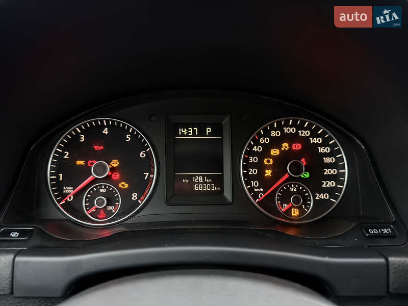 Хэтчбек Volkswagen Golf 2009 в Владимире