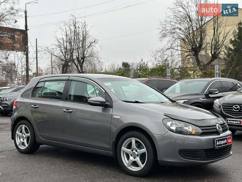 Хэтчбек Volkswagen Golf 2011 в Виннице