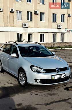 Універсал Volkswagen Golf 2011 в Полтаві