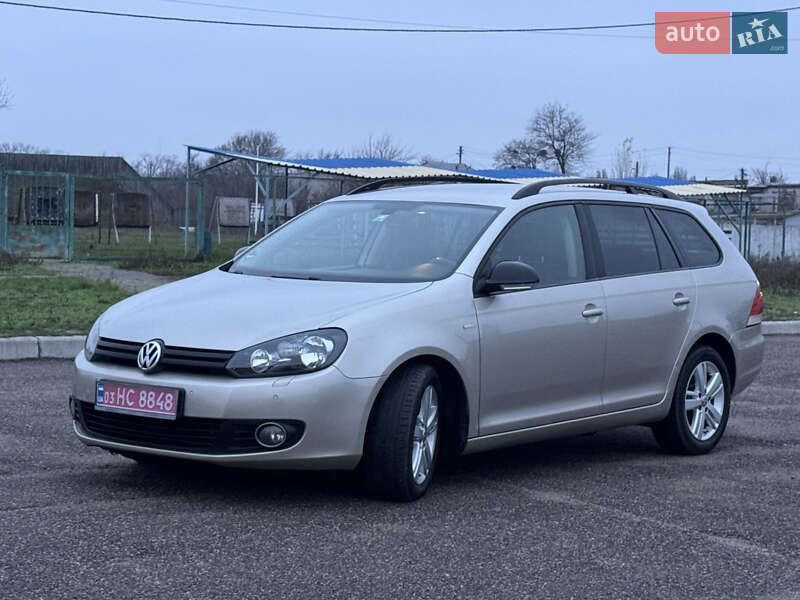 Универсал Volkswagen Golf 2012 в Черкассах