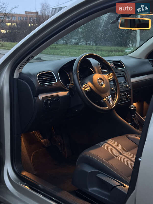 Универсал Volkswagen Golf 2012 в Черкассах