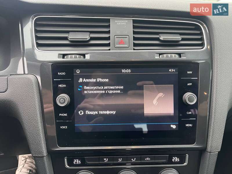 Універсал Volkswagen Golf 2017 в Києві