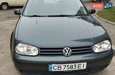 Универсал Volkswagen Golf 2001 в Чернигове
