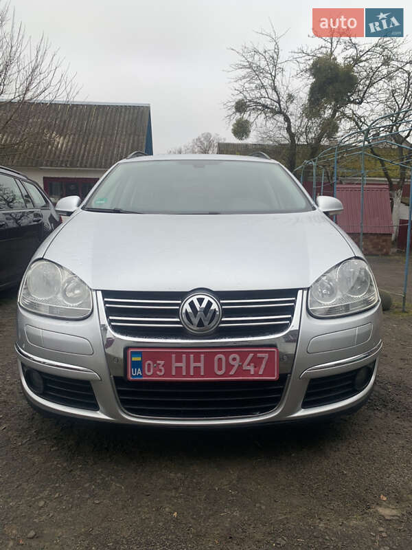 Универсал Volkswagen Golf 2009 в Козине