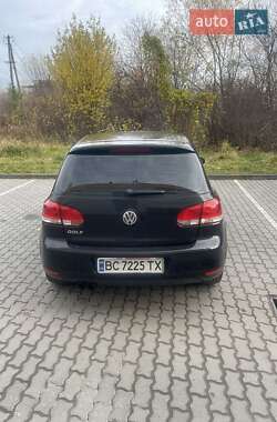 Хэтчбек Volkswagen Golf 2009 в Львове