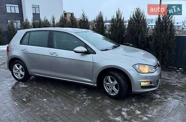 Хэтчбек Volkswagen Golf 2012 в Ровно