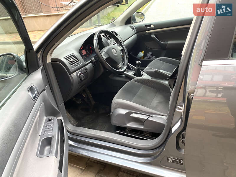 Универсал Volkswagen Golf 2009 в Тернополе