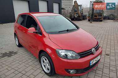 Хетчбек Volkswagen Golf 2010 в Запоріжжі