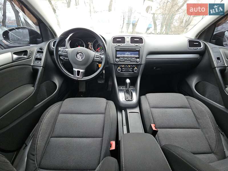 Хэтчбек Volkswagen Golf 2011 в Каменском фото 21 Хэтчбек Volkswagen Golf 2011 в Каменском