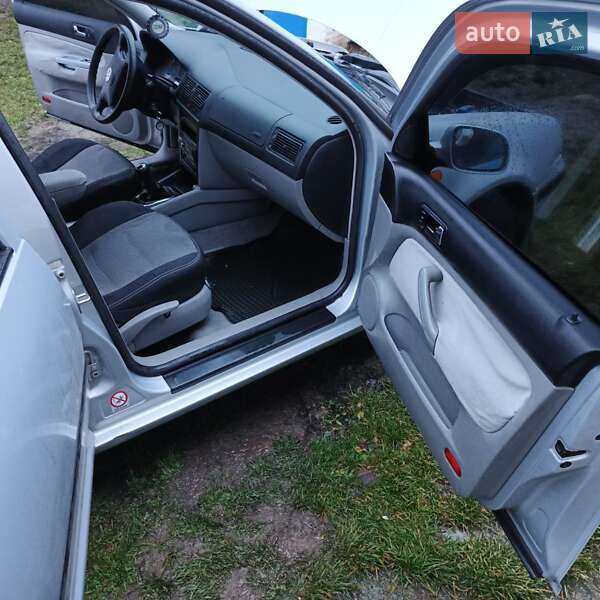 Хэтчбек Volkswagen Golf 1999 в Шполе фото 12 Хэтчбек Volkswagen Golf 1999 в Шполе