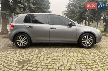 Хетчбек Volkswagen Golf 2010 в Кропивницькому