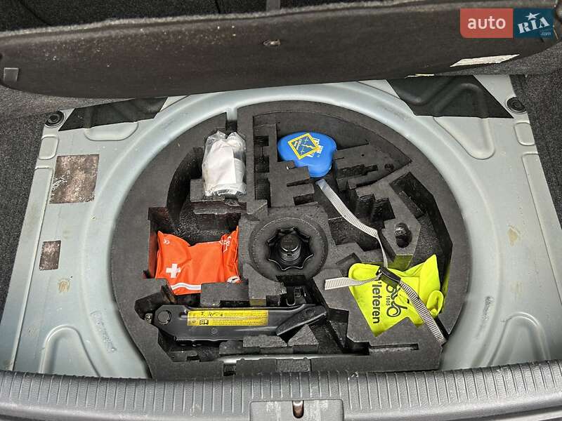 Хэтчбек Volkswagen Golf 2008 в Ровно фото 35 Хэтчбек Volkswagen Golf 2008 в Ровно