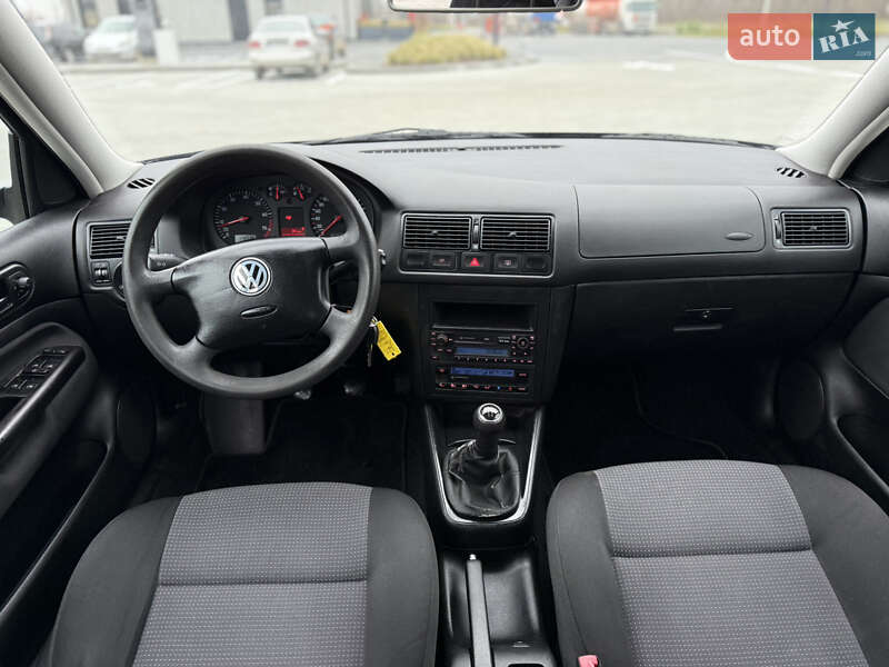 Хэтчбек Volkswagen Golf 2003 в Черновцах фото 37 Хэтчбек Volkswagen Golf 2003 в Черновцах