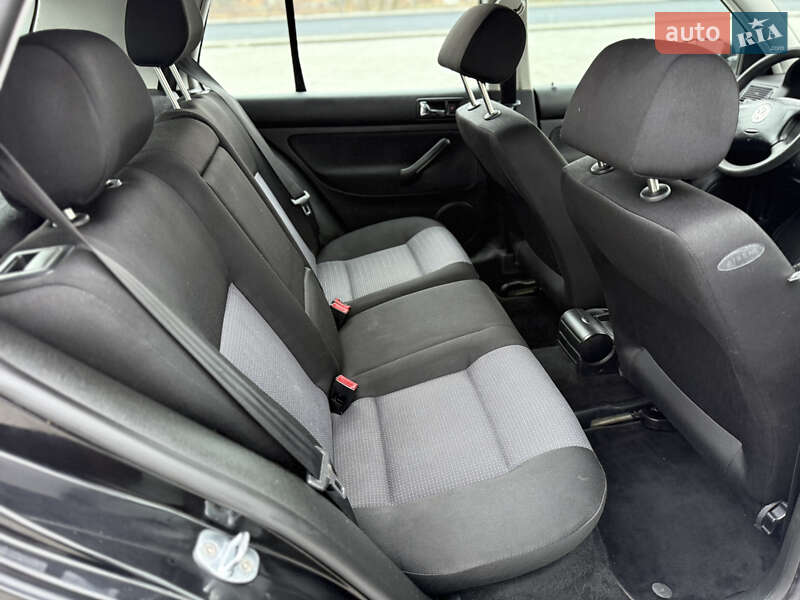 Хэтчбек Volkswagen Golf 2003 в Черновцах фото 43 Хэтчбек Volkswagen Golf 2003 в Черновцах