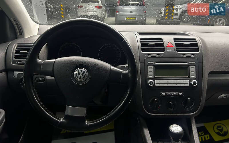 Хэтчбек Volkswagen Golf 2006 в Черновцах фото 8 Хэтчбек Volkswagen Golf 2006 в Черновцах