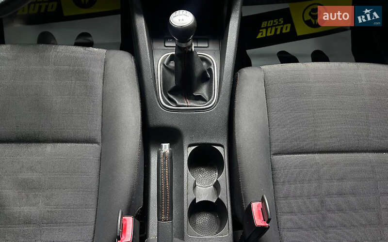 Хэтчбек Volkswagen Golf 2006 в Черновцах фото 11 Хэтчбек Volkswagen Golf 2006 в Черновцах