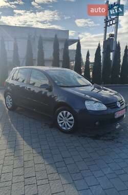 Хэтчбек Volkswagen Golf 2007 в Надворной