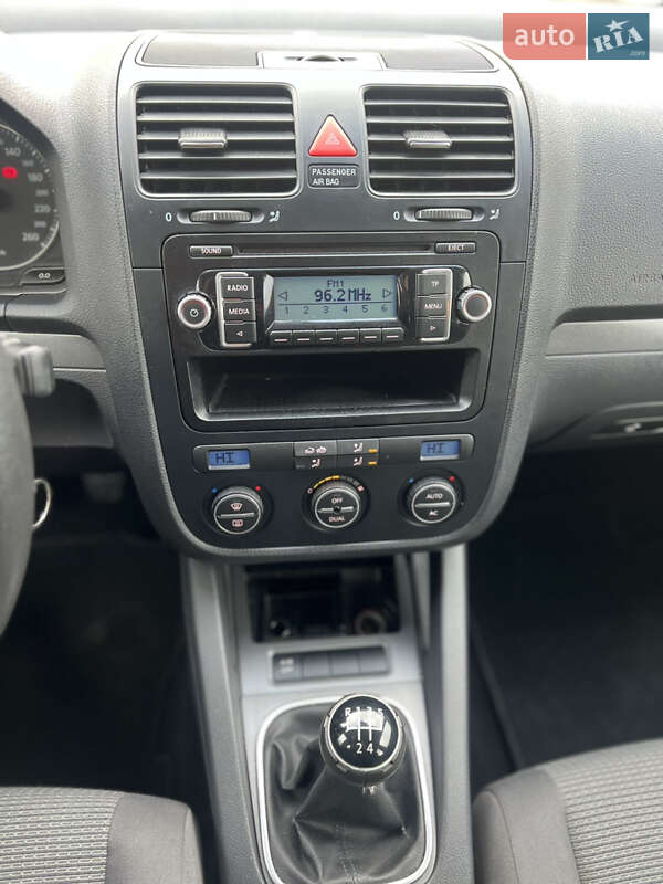 Универсал Volkswagen Golf 2007 в Черновцах фото 14 Универсал Volkswagen Golf 2007 в Черновцах