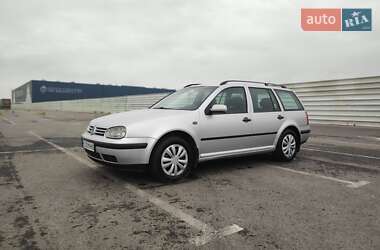 Универсал Volkswagen Golf 2000 в Львове
