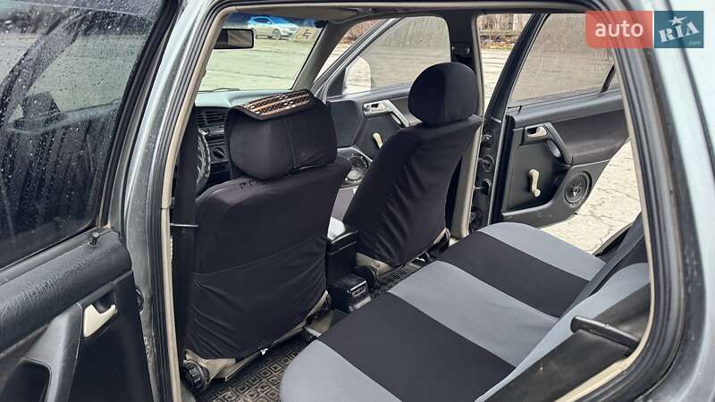 Хэтчбек Volkswagen Golf 1994 в Дунаевцах