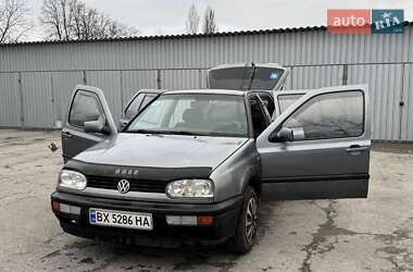 Хетчбек Volkswagen Golf 1994 в Дунаївцях