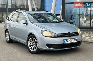 Универсал Volkswagen Golf 2009 в Киеве