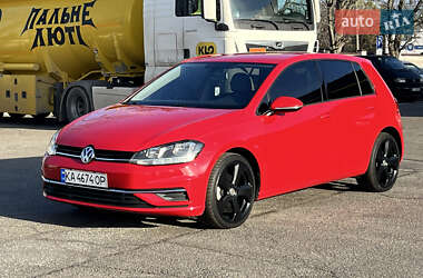 Хэтчбек Volkswagen Golf 2017 в Василькове