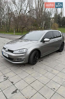 Хетчбек Volkswagen Golf 2015 в Світловодську